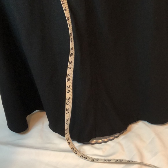 Little black dress - Picture 7 of 7